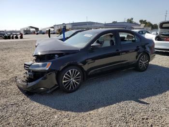 Salvage Volkswagen Jetta