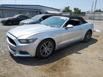  Salvage Ford Mustang