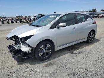  Salvage Nissan LEAF