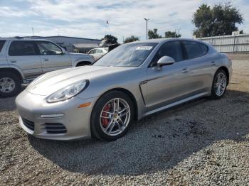  Salvage Porsche Panamera