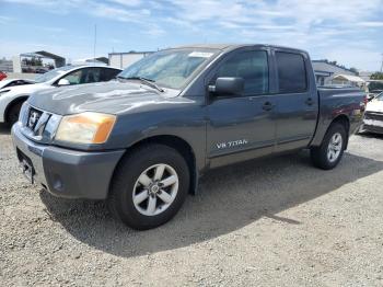  Salvage Nissan Titan
