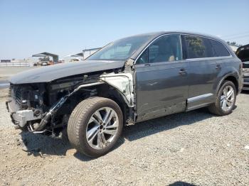  Salvage Audi Q7