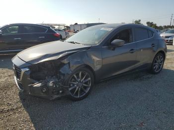  Salvage Mazda 3