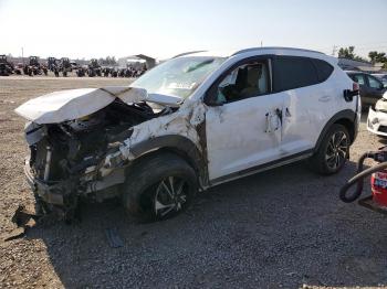  Salvage Hyundai TUCSON