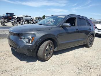  Salvage Kia Niro