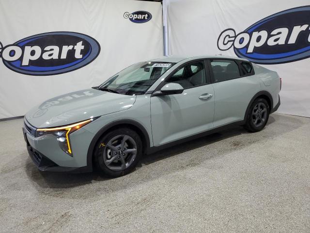  Salvage Kia K4 Lx