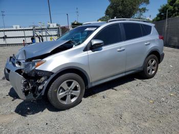  Salvage Toyota RAV4