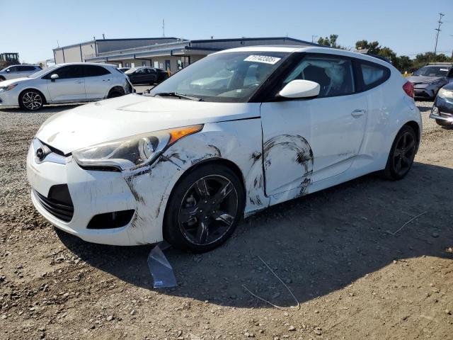  Salvage Hyundai VELOSTER