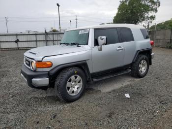  Salvage Toyota FJ Cruiser