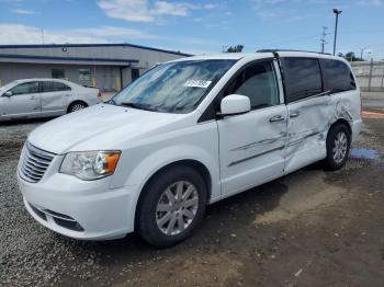  Salvage Chrysler Minivan