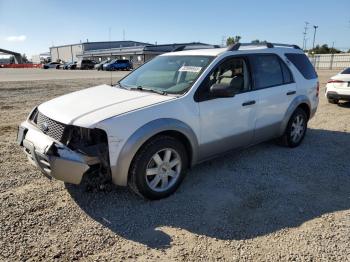  Salvage Ford Freestyle
