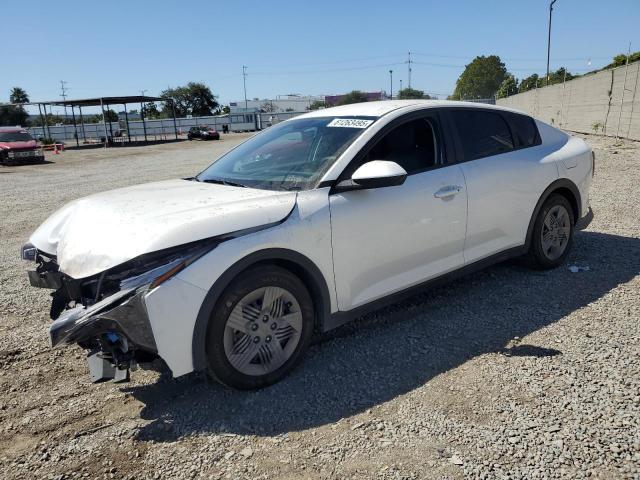  Salvage Kia K4 Lx