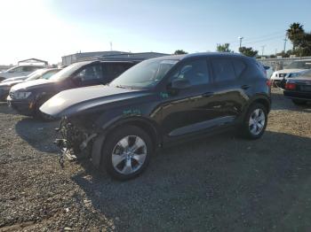  Salvage Volvo XC40