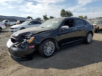  Salvage Chrysler 200