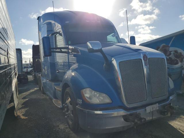  Salvage Kenworth Constructi