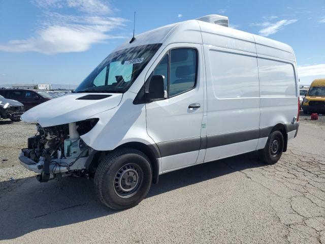  Salvage Mercedes-Benz Sprinter