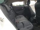 Toyota Yaris Le Image 12