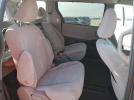 Toyota Sienna Le Image 13
