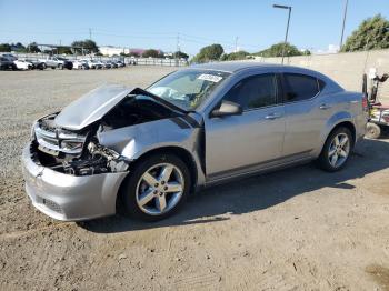  Salvage Dodge Avenger