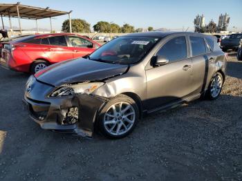  Salvage Mazda Mazda3