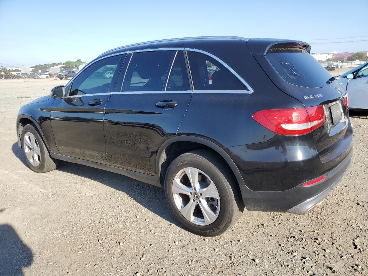Mercedes-Benz GLC 300 Image 5