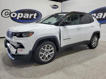  Salvage Jeep Compass