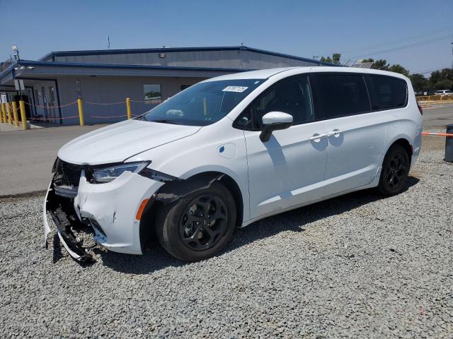  Salvage Chrysler Pacifica