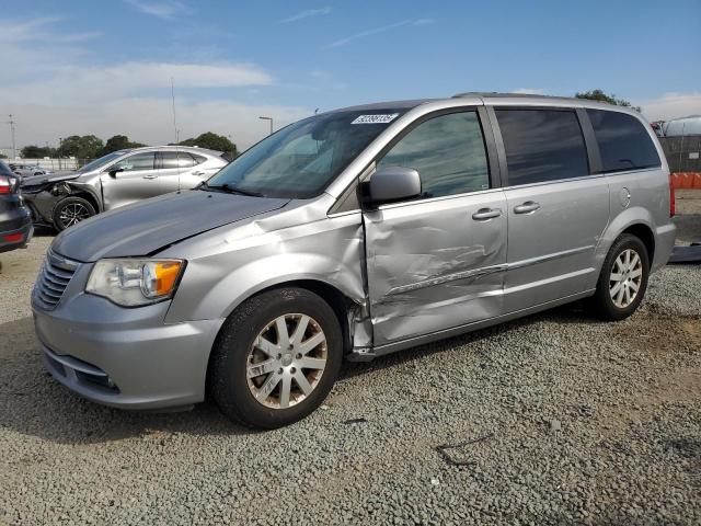  Salvage Chrysler Minivan