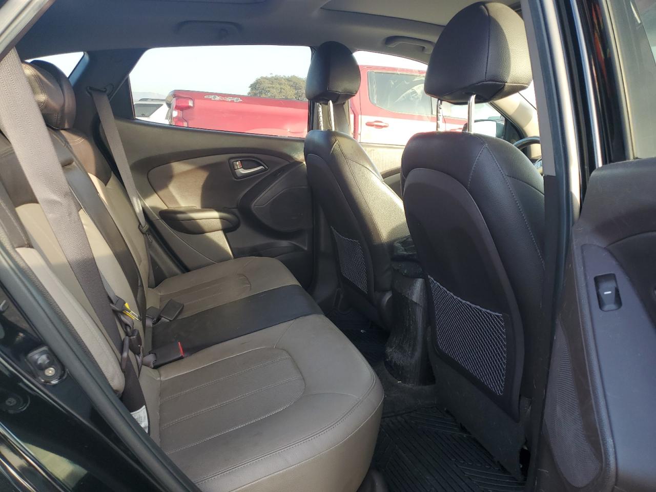 Hyundai TUCSON Gls Image 5