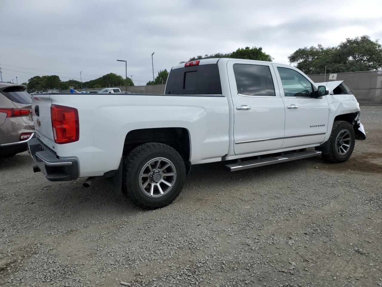 Chevrolet Silverado K1500 Ltz Image 5