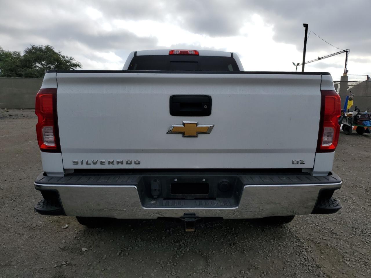 Chevrolet Silverado K1500 Ltz Image 7
