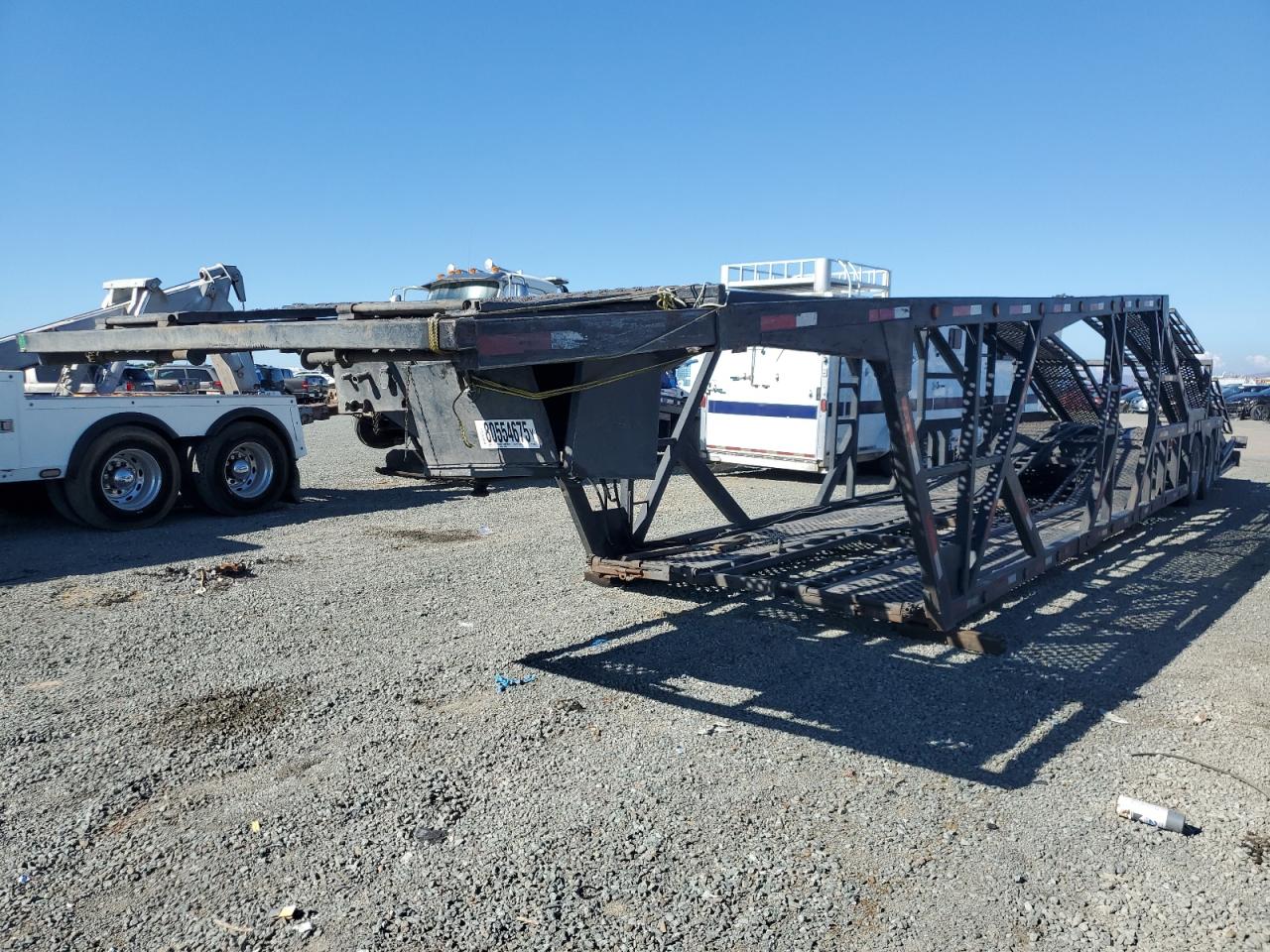 Oran Trailer Image 2