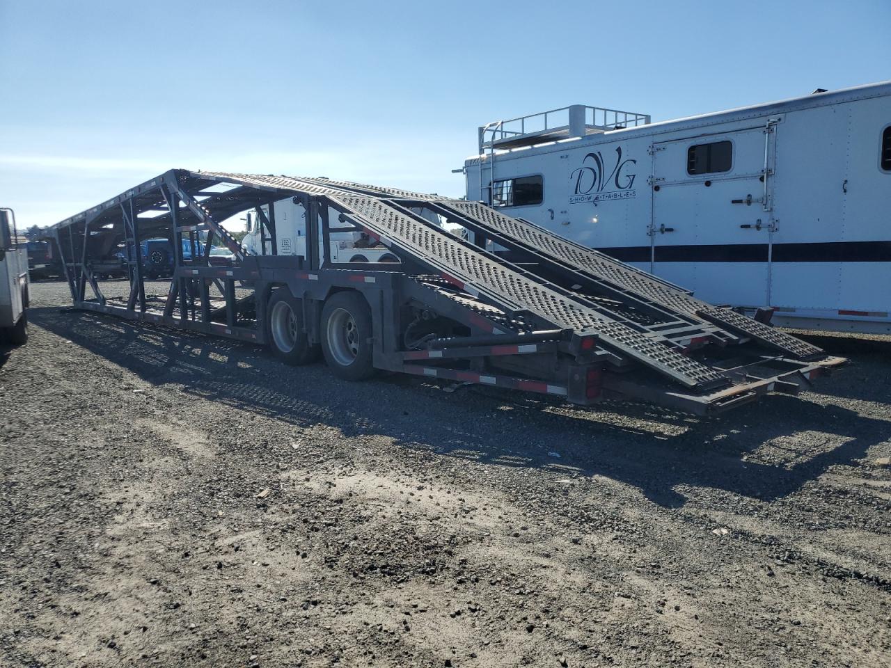 Oran Trailer Image 4