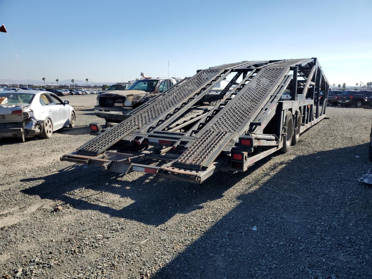 Oran Trailer Image 3