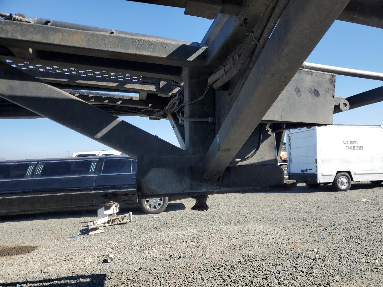 Oran Trailer Image 7