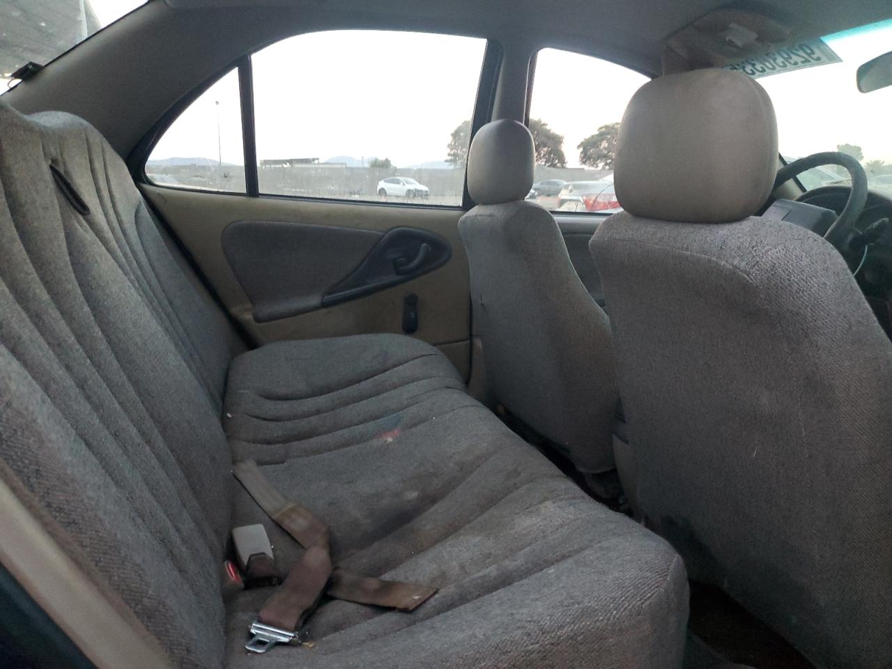 Chevrolet Cavalier Base Image 10