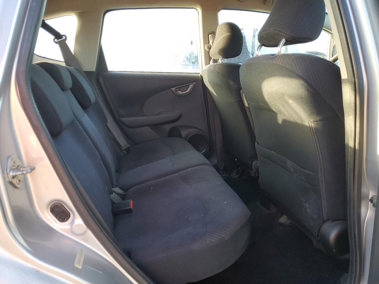 Honda Fit Sport Image 6