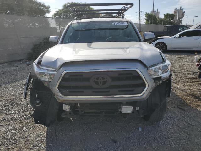 Toyota Tacoma Access Cab Image 2