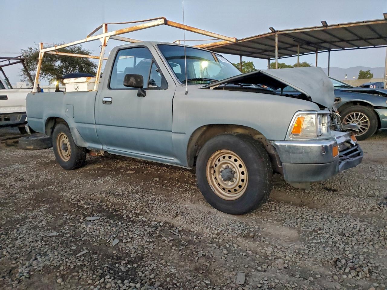 Toyota Pickup 1/2 Ton Short Wheelbase Dlx Image 7