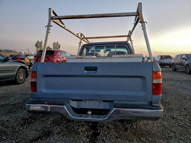 Toyota Pickup 1/2 Ton Short Wheelbase Dlx Image 4