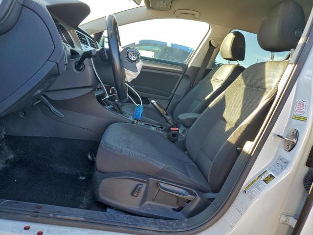 Volkswagen Golf S Image 11