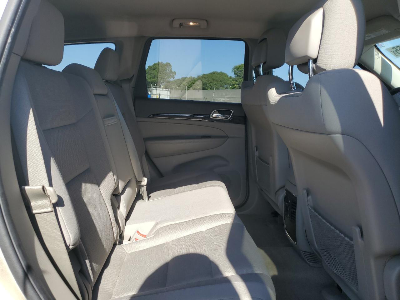 Jeep Grand Cherokee Laredo Image 7