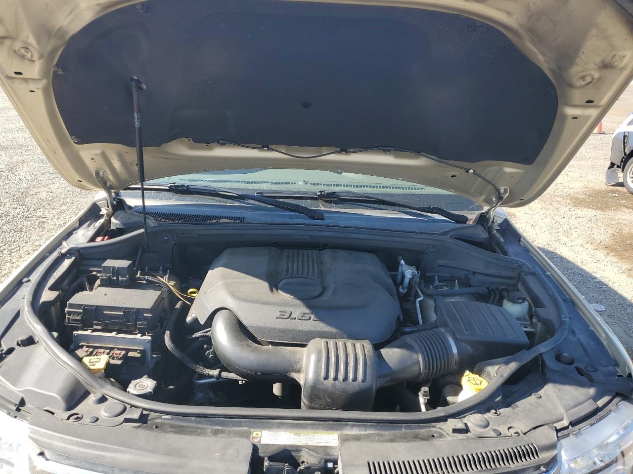 Jeep Grand Cherokee Laredo Image 6