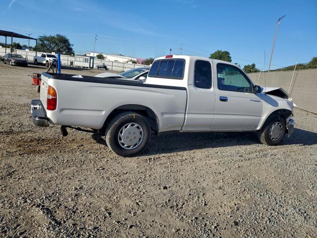 Toyota Tacoma Xtracab Image 12