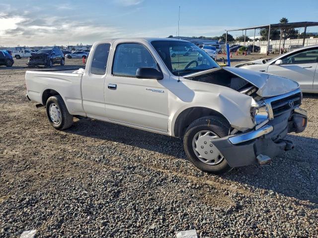 Toyota Tacoma Xtracab Image 9