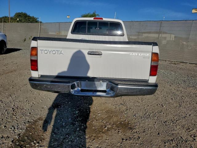 Toyota Tacoma Xtracab Image 2