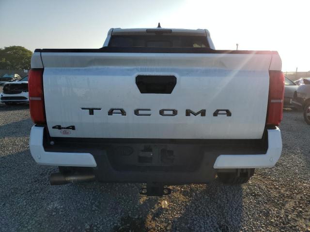 Toyota Tacoma Double Cab Image 9