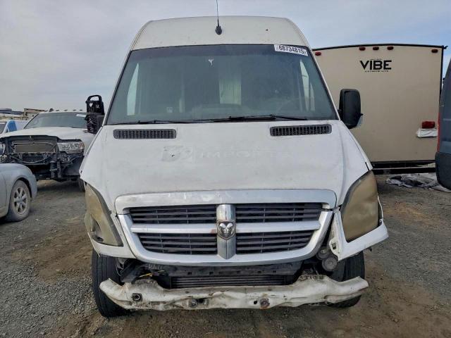 Dodge Sprinter 3500 Image 3