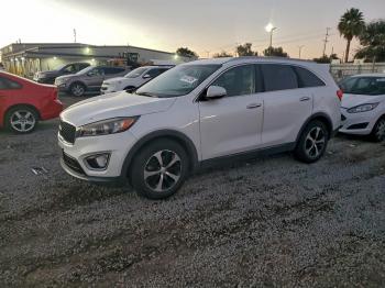  Salvage Kia Sorento