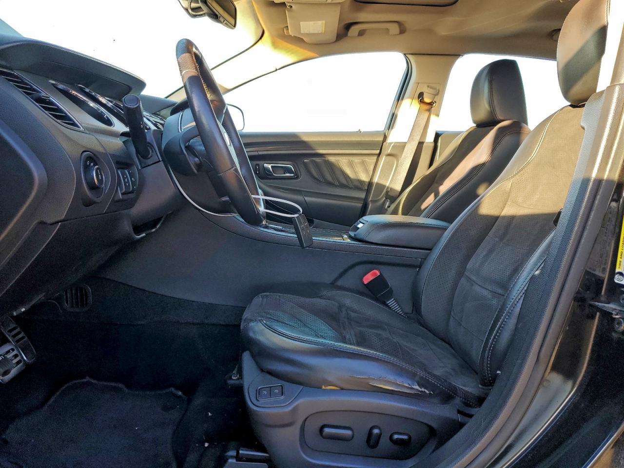 Ford Taurus Sho Image 2